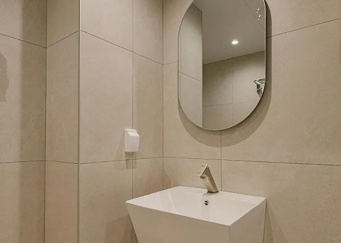 Urban Breeze Ddp 2 For 10 Near Metro *